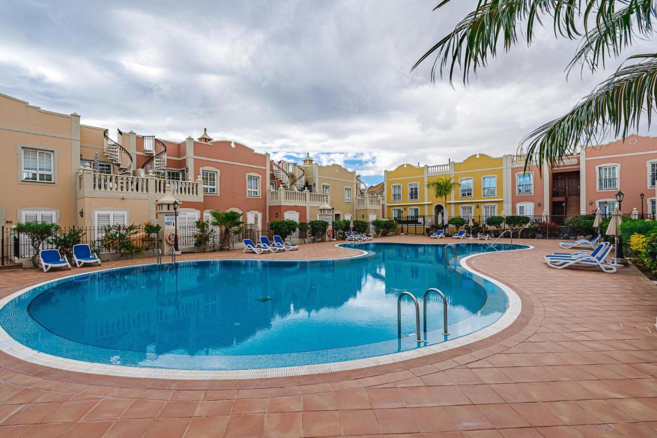 Paraiso Palm Mar Beautiful & Bright Renovated Apartment With Air Conditioning 外观 照片